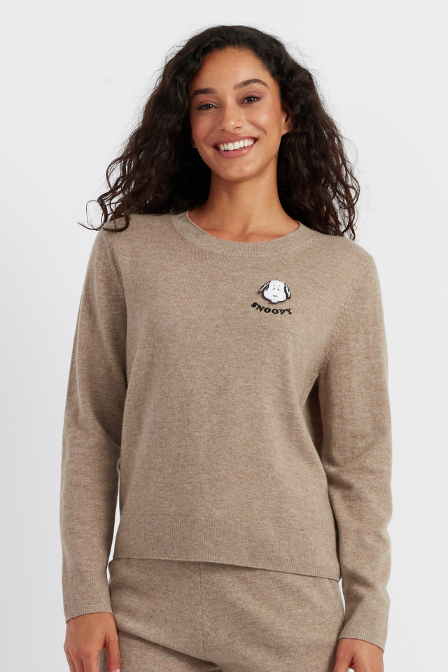 Soft-Truffle Wood-Cashmere Snoopy Badge Sweater image 1