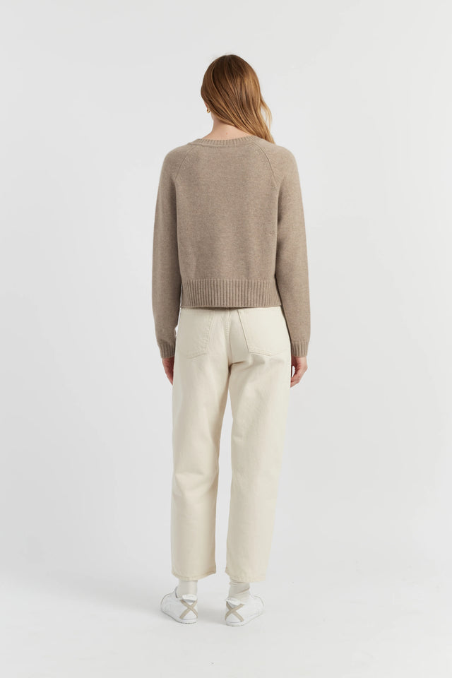 Warm-Oatmeal Pure Cashmere Cropped V-Neck Sweater image 3