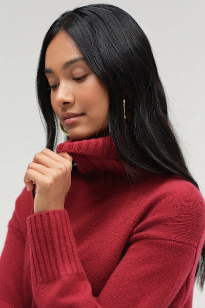 Cherry Pure Cashmere Relaxed Rollneck Sweater