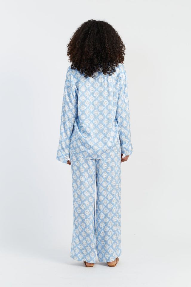 Sky-Blue Laura Whitmore Paradise Shirt image 4